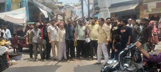 Town residents angry with power cuts and low voltage staged a protest and raised slogans