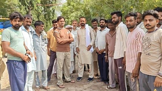 In village Lamba, a cattle trader was stabbed to death by his neighbour, he was stabbed in the neck, it was a matter of money transaction