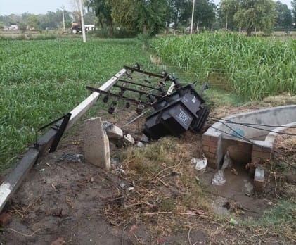 268 poles and 28 transformers damaged due to storm, electricity affected in villages