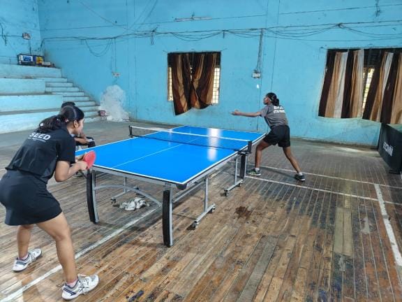 Table Tennis: Varanasi won in singles category and Kanpur won in doubles.