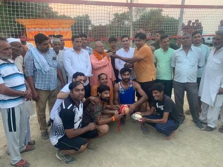 Two-day volleyball tournament begins