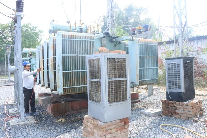 Flaws of the electricity corporation, citizens drenched in sweat