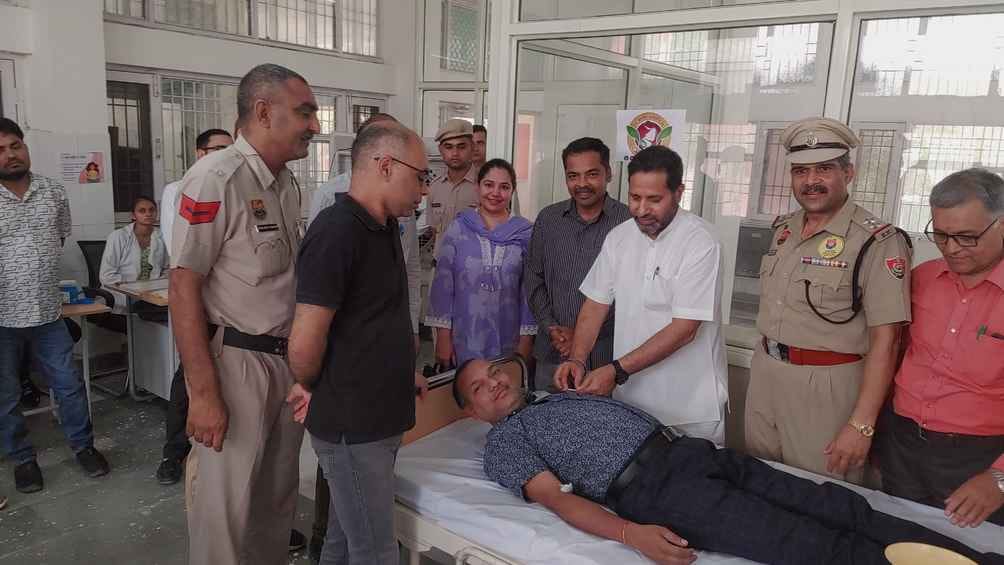 The health department team collected 25 units of blood