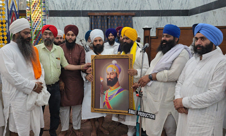 Sikh society should forget differences and follow the principles of Gurus: Kuldeep