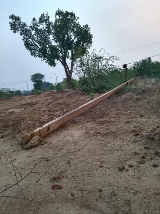 Three transformers blew up due to lightning, 30 poles fell in the storm