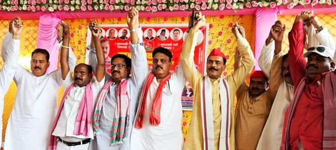 National Secretary of SP Advocates Association Jai Om was welcomed in the meeting