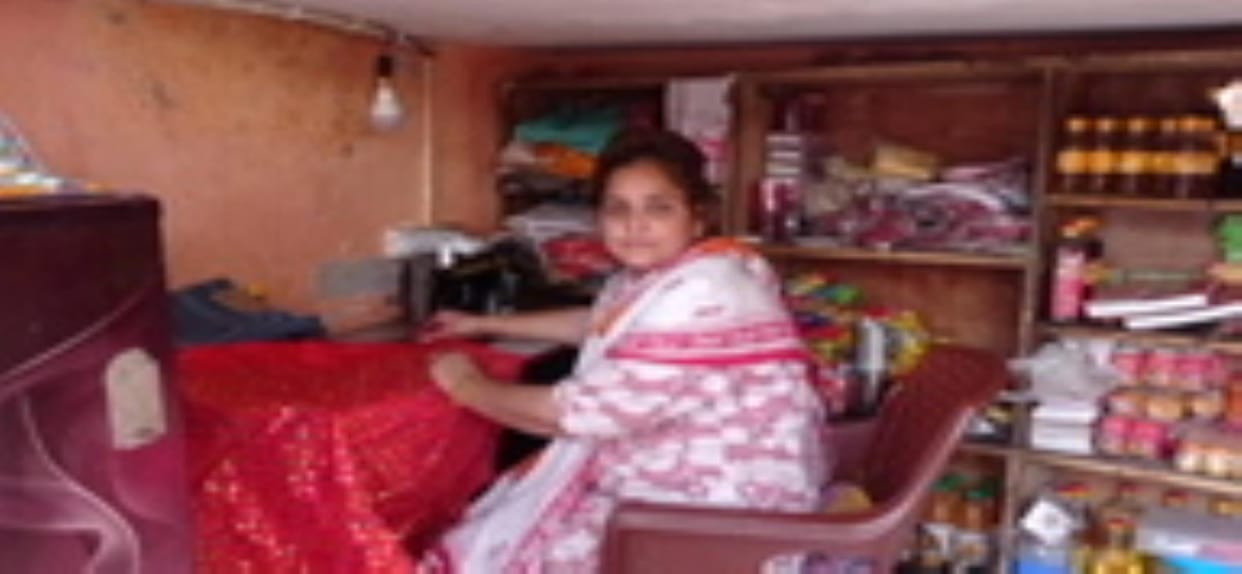 She did not lose courage even after her husband left her