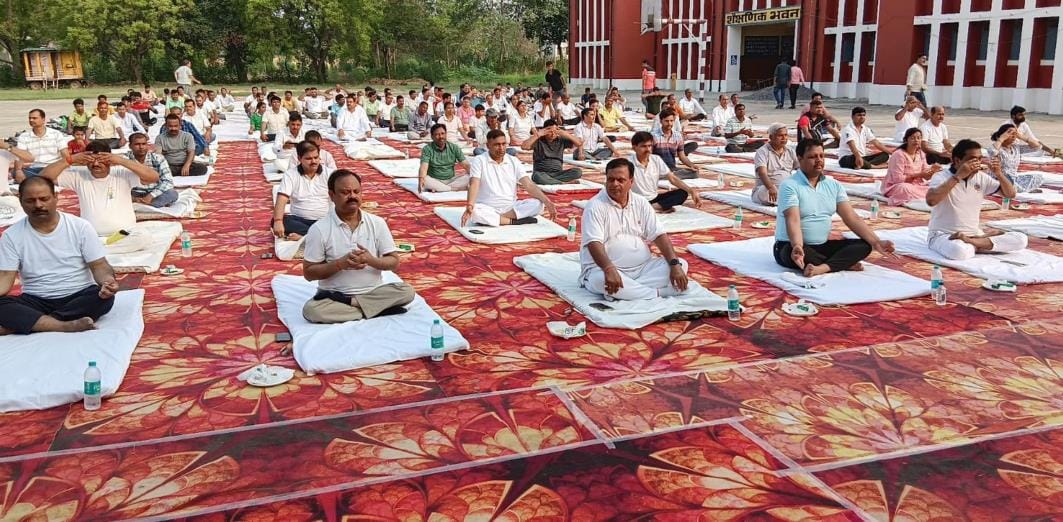 Officers and people practiced yoga