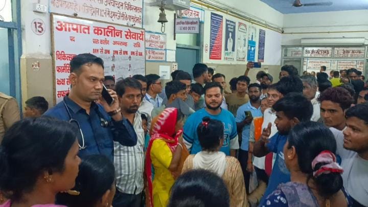 Lohia workers' anger erupted, they entered CMS's house and created a ruckus