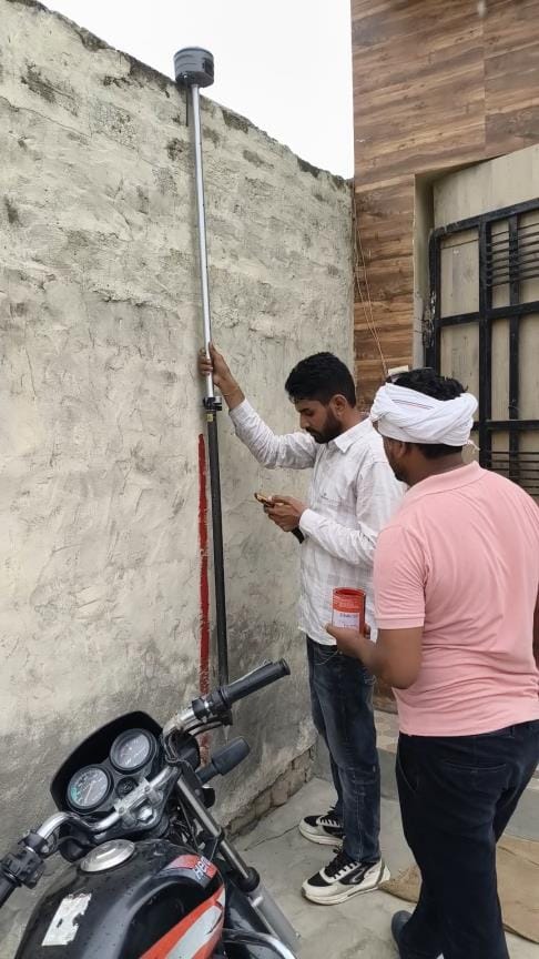 The team that reached the new colony for marking was accused of not marking properly