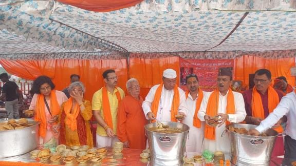 Social service is essential for spiritual progress
