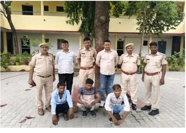 पुलिस की गिरफ्त में आरोपी