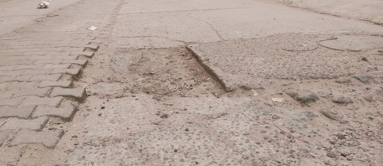 many pits in city roads
