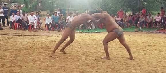 Farman Patti became the winner of the big Mali of the wrestling of Swara village