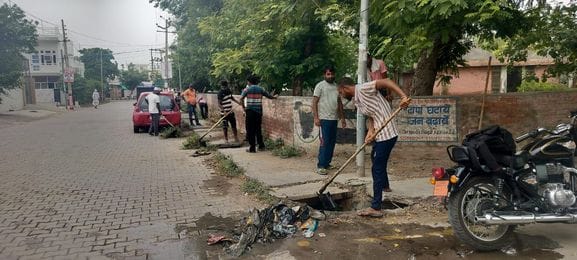 The Municipal Council could not get the city drains cleaned by June 15, now the deadline has been given till June 30