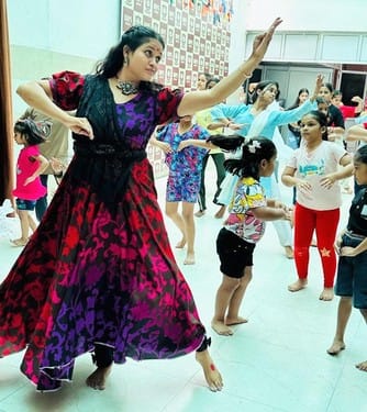 Know the nuances of dance style