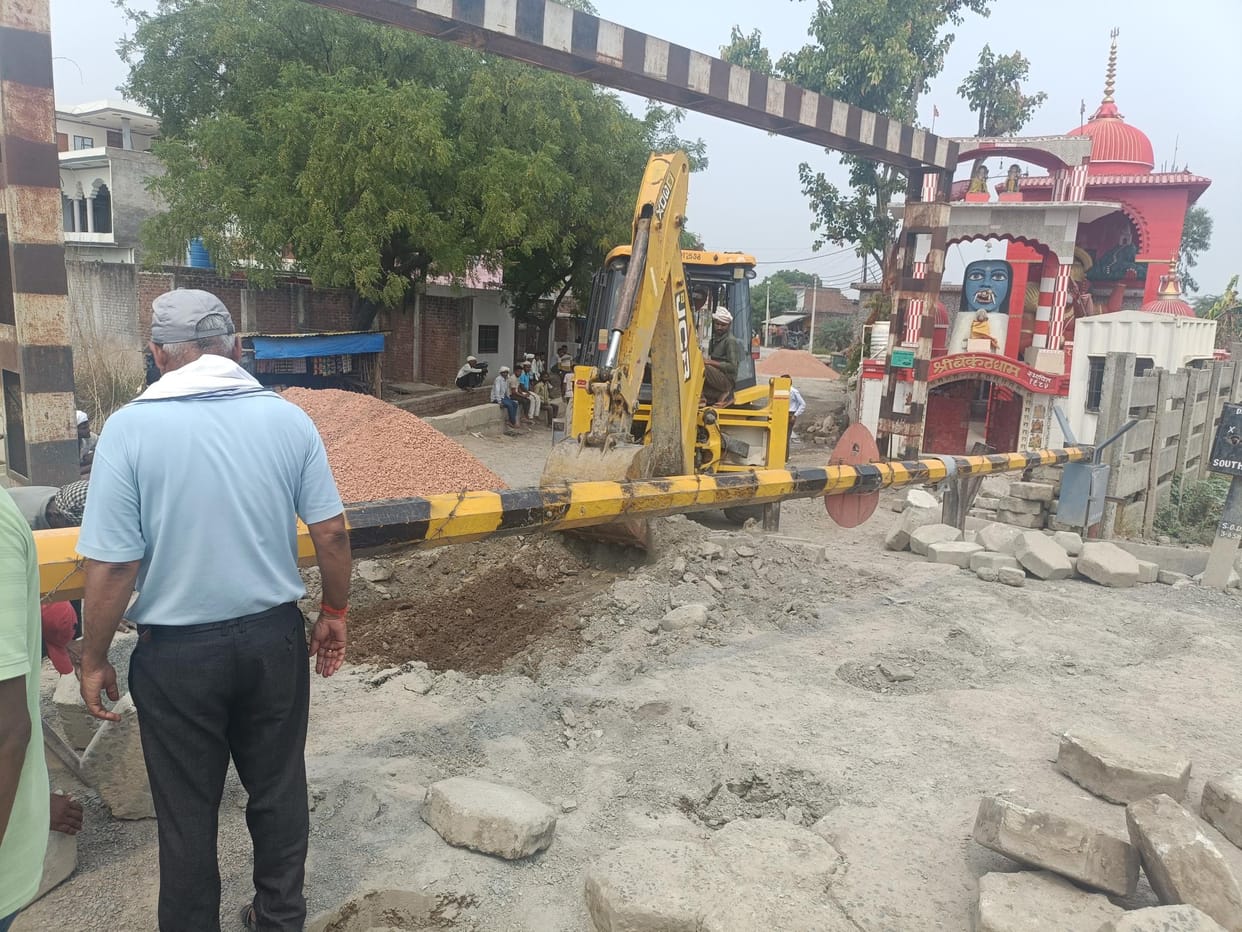 Kanchausi crossing will remain closed for three days for track repair