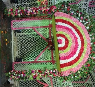 Bihariji's bungalow decorated with flowers