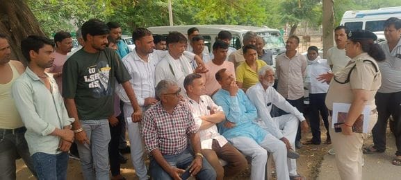 Police made people aware against drug abuse in public places