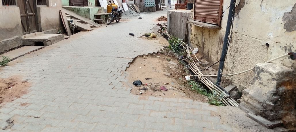 Road will be constructed from Mohalla Sarai to State Highway 148B in four months at a cost of 37.40 lakhs