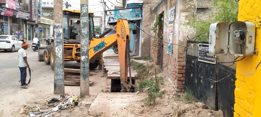Before the onset of monsoon, the municipality got the drains of the city cleaned