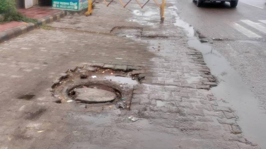 CM's orders ignored, dead line passed, potholes in city not filled