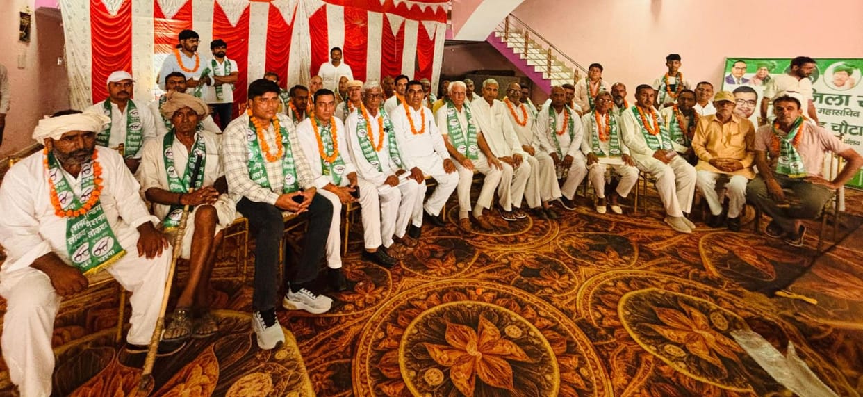 vajir inelo farmer cell adhayksh