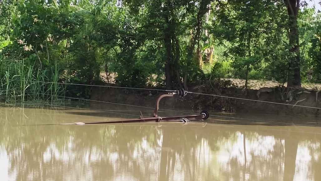 Supply system collapsed in 300 villages, equipment in many houses got damaged due to lightning