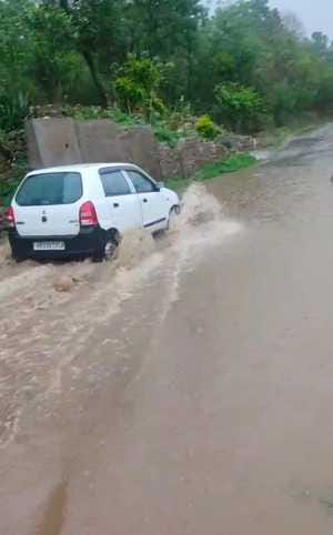 The road became a pond in the first rain, the department remained a mute spectator