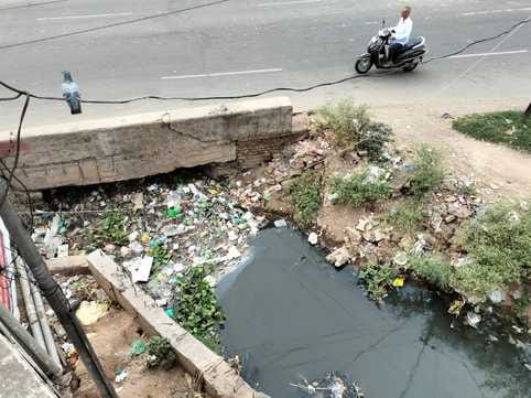 The drain of Manav Chowk is a problem for three departments