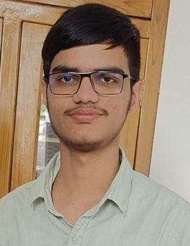 Piyush of Kanina got success in NEET