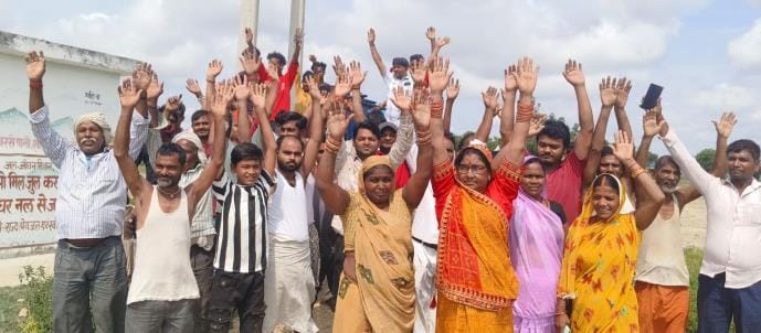 Power outages, villagers protest