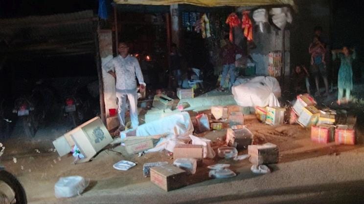 When the outstanding payment was demanded, the bullies vandalized the shop and threw away the goods