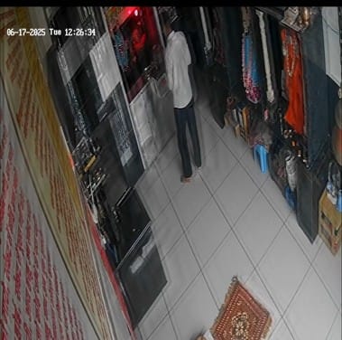 The thief first prayed and then committed the theft
