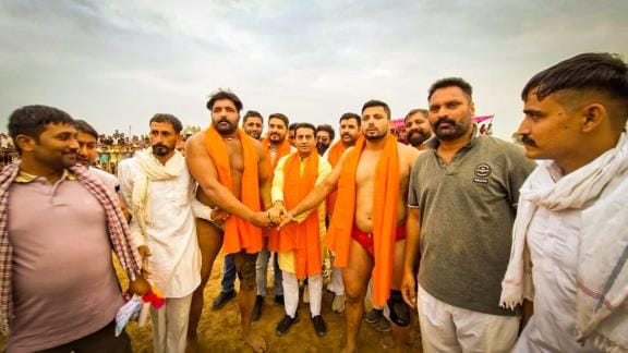 Bhupendra won the title of Tanda Dangal