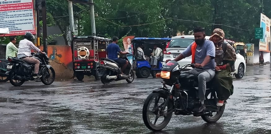 Relief from drizzle... chances of heavy rain today