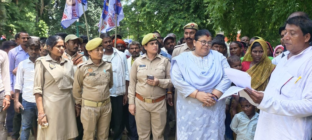 Angry family members appealed to DM due to non-arrest of the accused