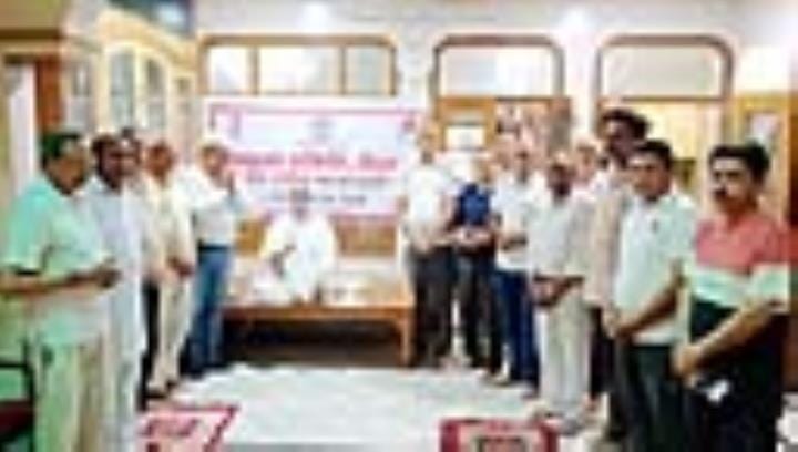 Yoga is the best way to stay healthy: Muni Ranjit Kumar