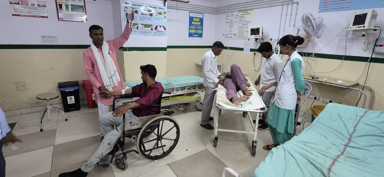Collision between tractor and bike on national highway, couple and child injured, referred to Rohtak PGI.