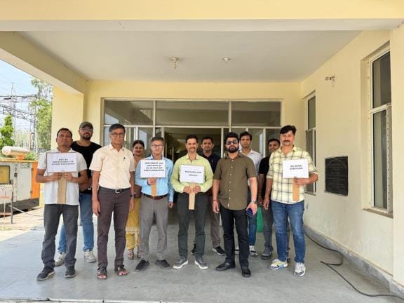 Electricity Corporation engineer on leave