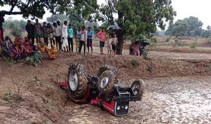 Shahdol News Two people died in two separate accidents