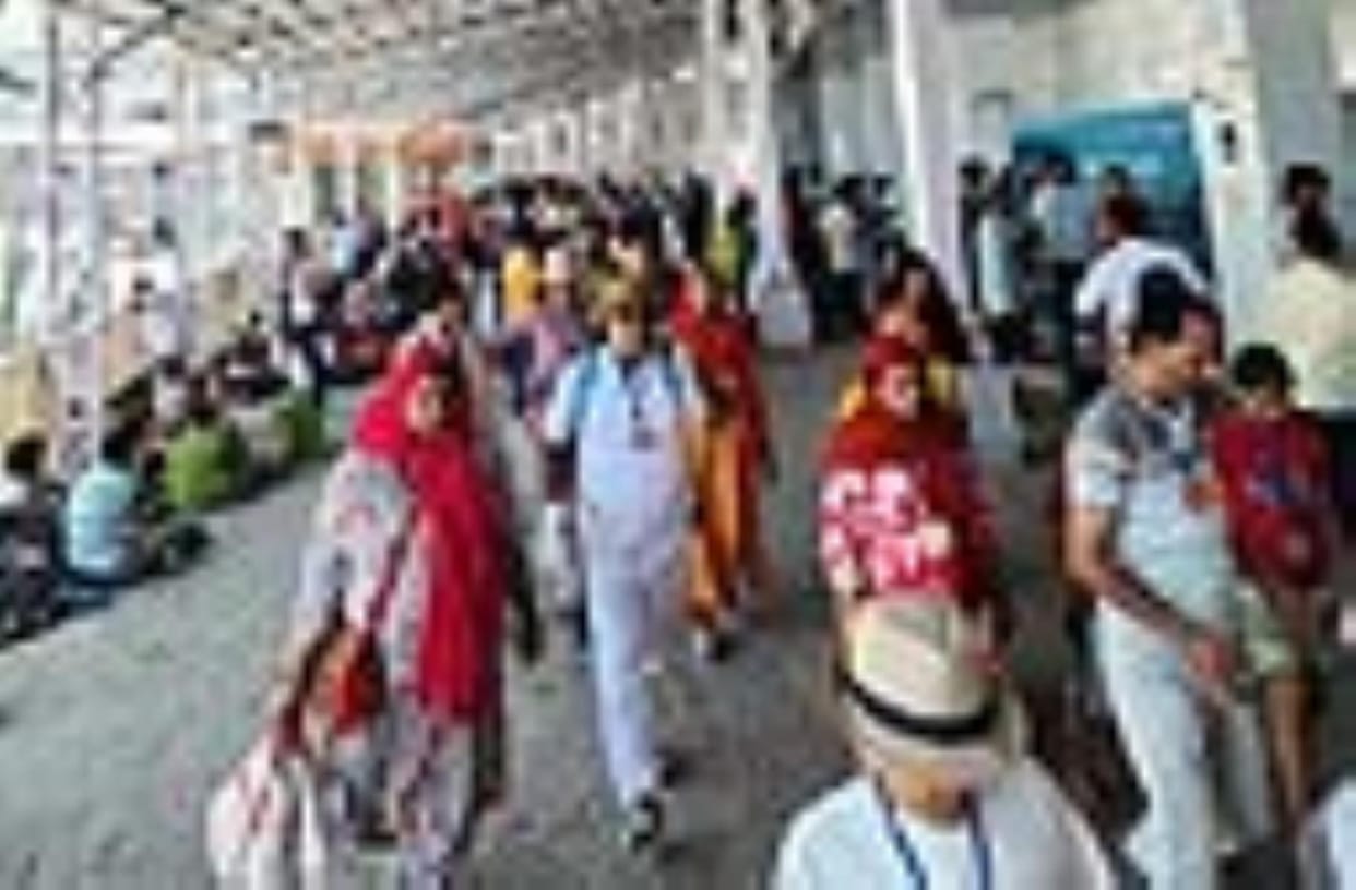 Devotees thronged the court of Maa Vaishno Devi, thousands visit the temple every day