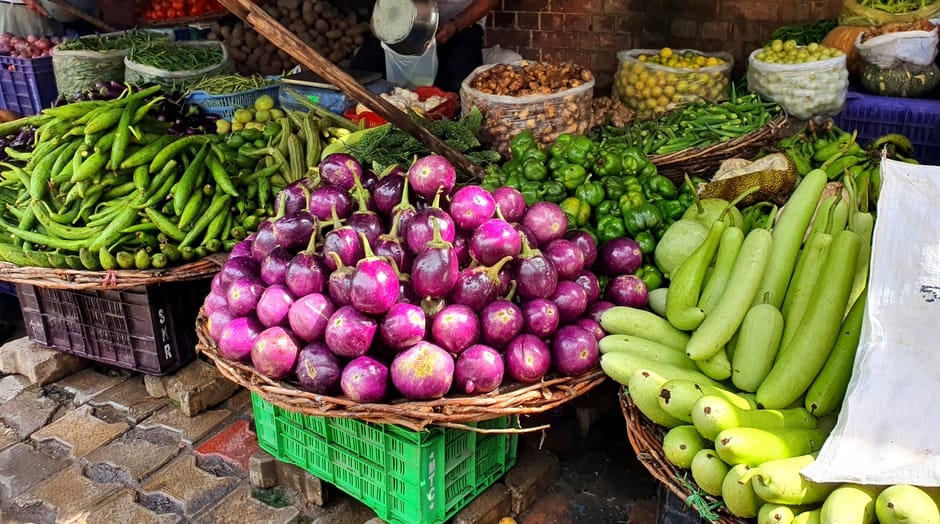 After the heat, the rains increased the prices of vegetables