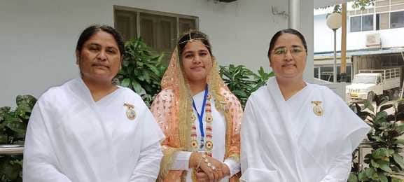 100 BA, BSc, Doctor Brahmacharini daughters become Brahma Kumaris and adopt path of spirituality
