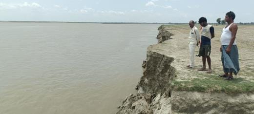 Erosion has increased in Kamharia village for the last two days, farmers are worried