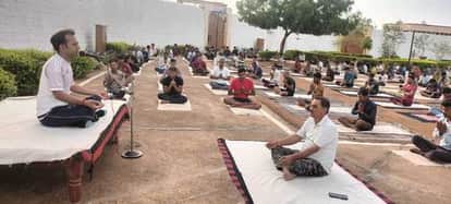 shivpuri-Preparations for yoga are going on in full swing in Shivpuri Circle Jail