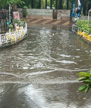 12 mm rain causes waterlogging in the city