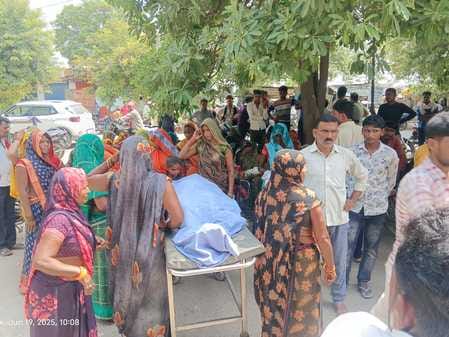 Woman dies, family members create ruckus in hospital