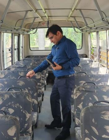 kasganj news unfit school vehicle