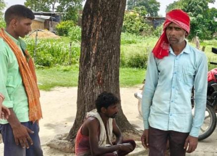 Leopard attacked a worker, he saved his life by struggling
